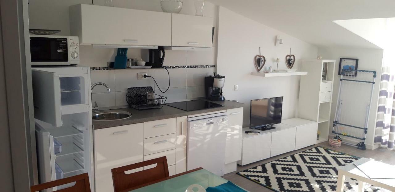 Apartmani Riva Rogoznica  Exterior foto